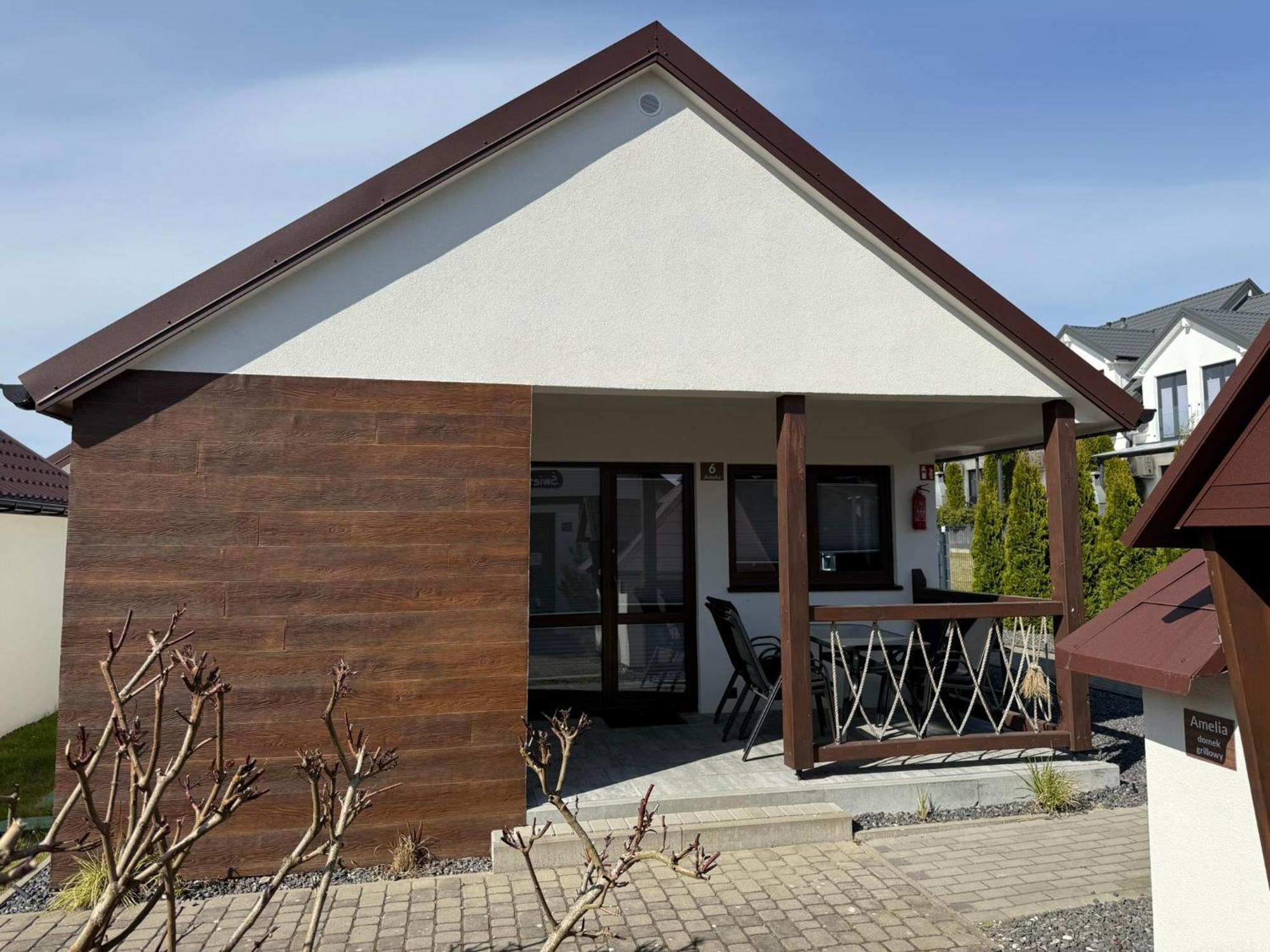 Osrodek Wczasowy Amelia Hotel Jaroslawiec Exterior photo